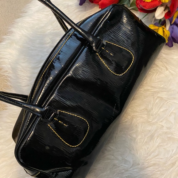 🌺 HP🌺💯 authentic patent leather bag🌺 - Picture 10 of 13
